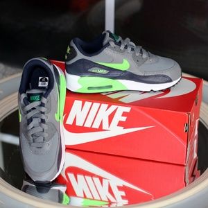 Nike Air Max 90 Mesh in Grey/Volt Green/Obsidian